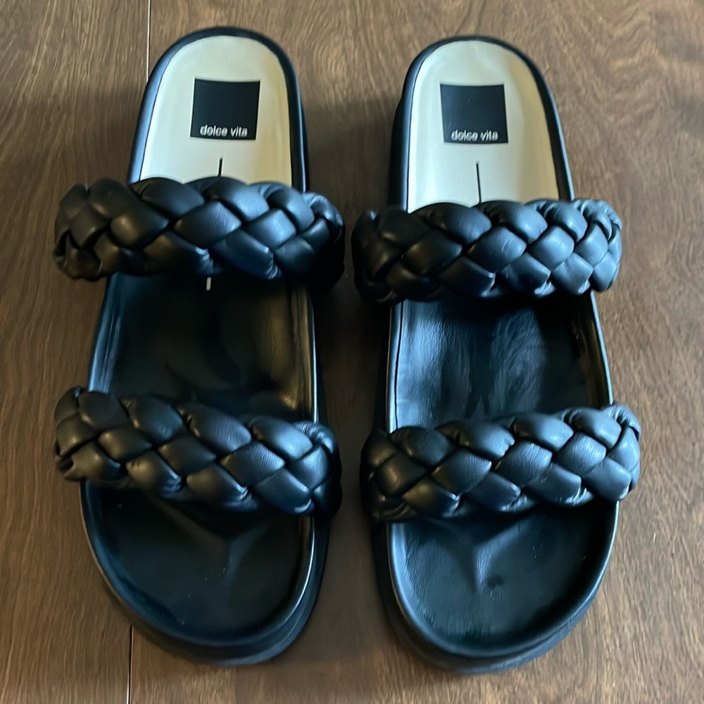 Size 9 Black dolce vita woven strap sandals